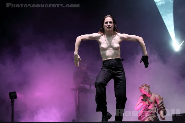 CHRISTINE AND THE QUEENS - 2023-08-25 - SAINT CLOUD - Domaine National - Grande Scene - Héloïse Adelaïde Letissier